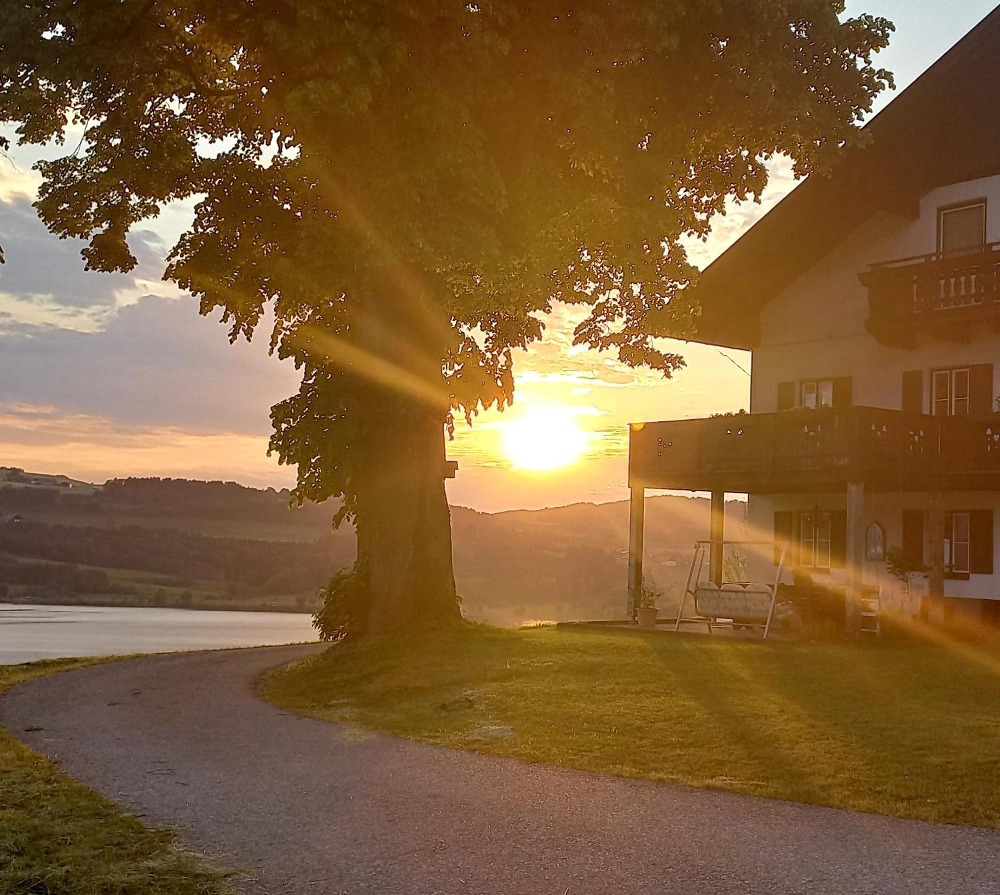 Roiderhof Irrsee Oberhofen am Irrsee Buitenkant foto